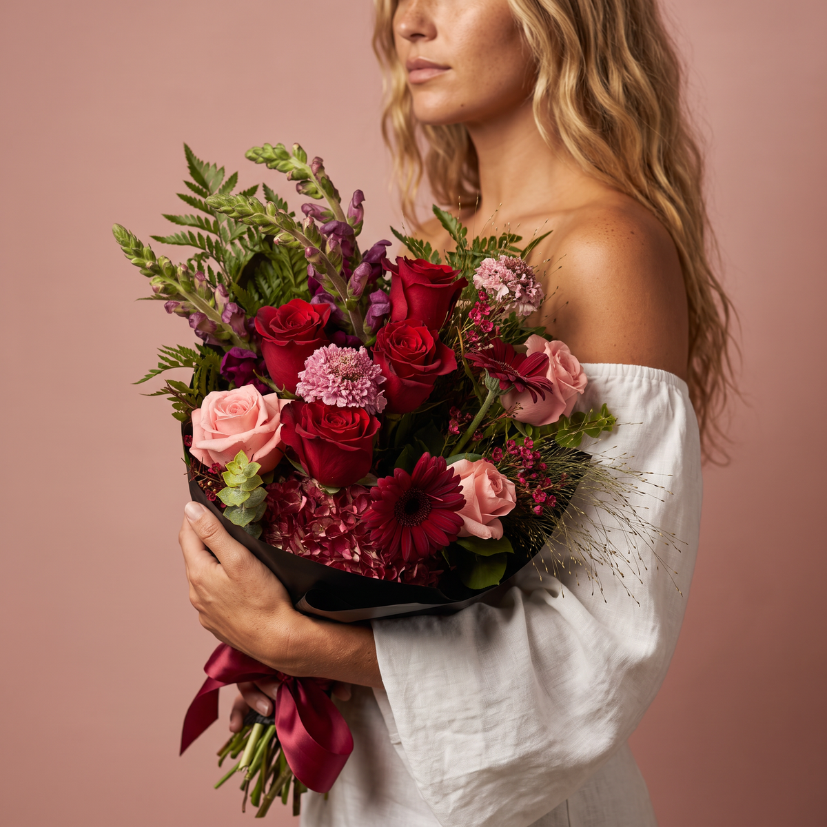 Reds and pinks rose vase wrap
